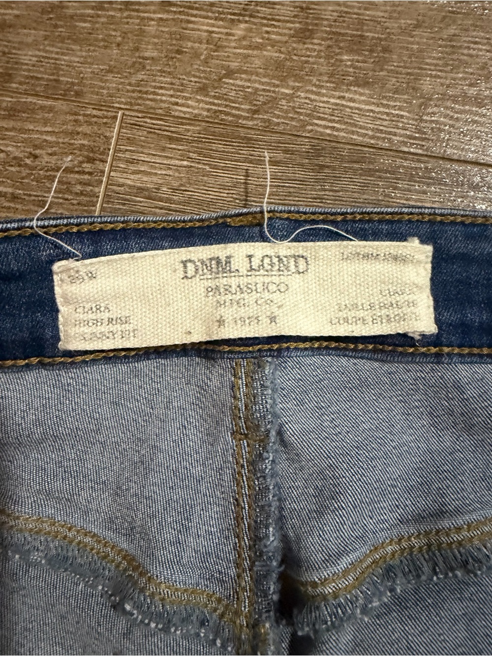 Parasuco Indigo Relaxed Fit Jeans - Picture 2 of 4